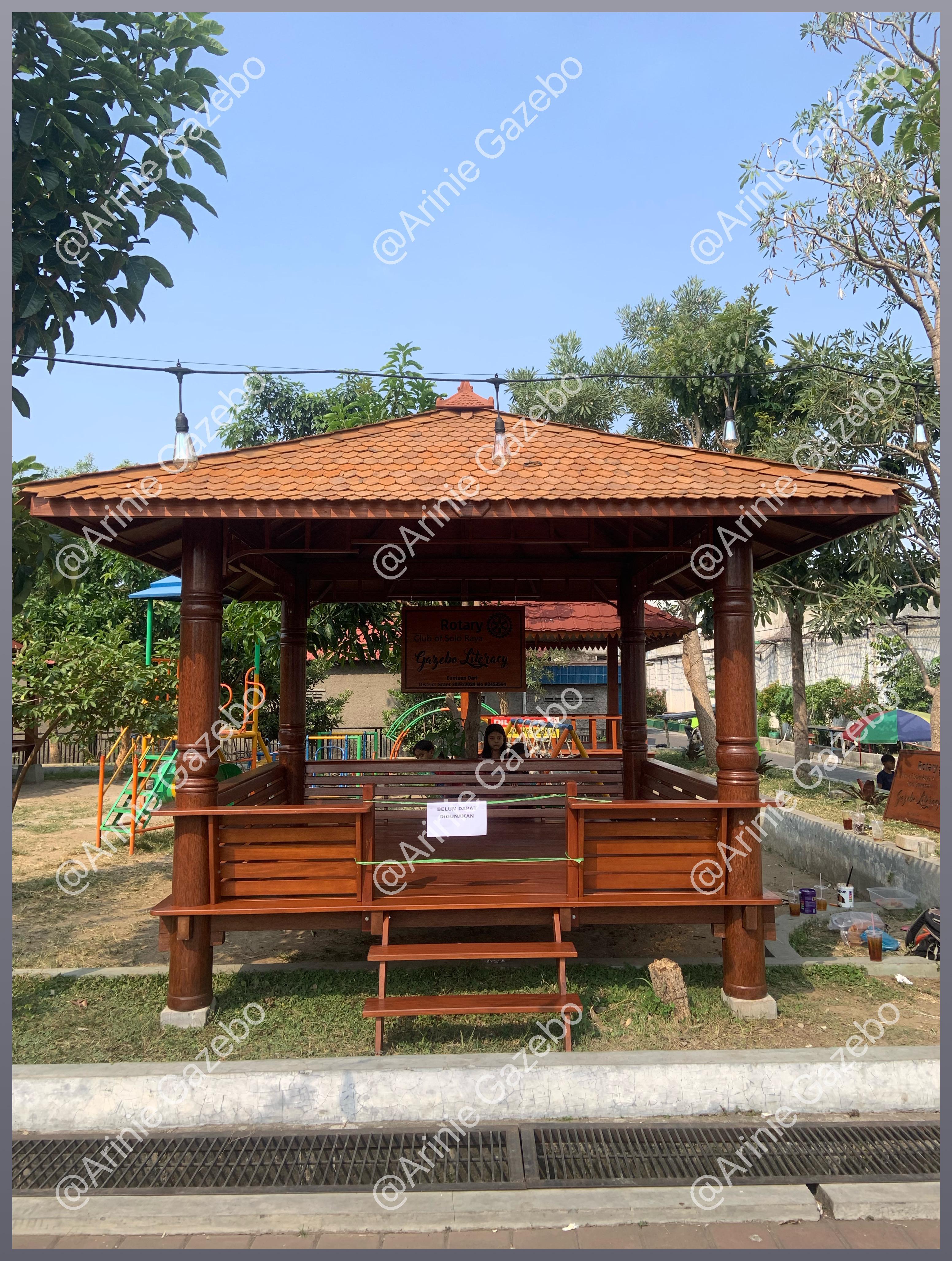 Pembuatan Gazebo Kecil Minimalis di Pati