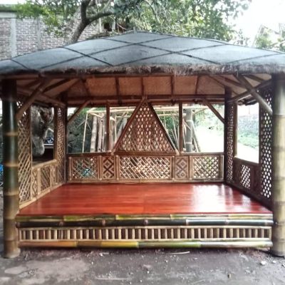 Gazebo Bambu Ukuran 4x4 Meter