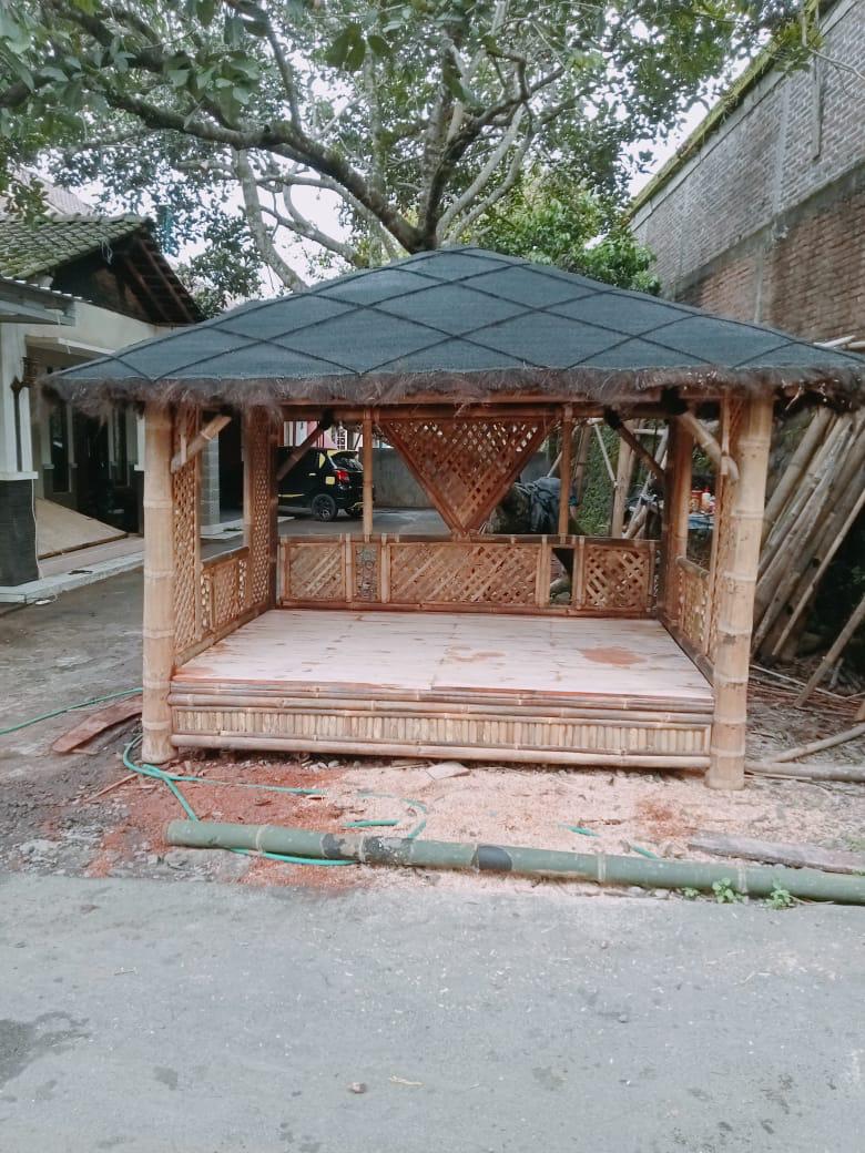 Jual Gazebo Bambu di Purbalingga